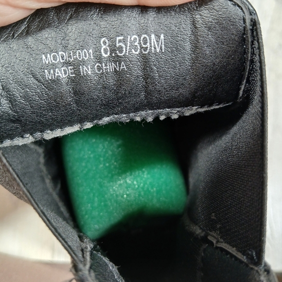 Dirty Laundry Black Ankle Boots with Chunky Sole and Elastic Side Panels #1419 - Picture 10 of 12